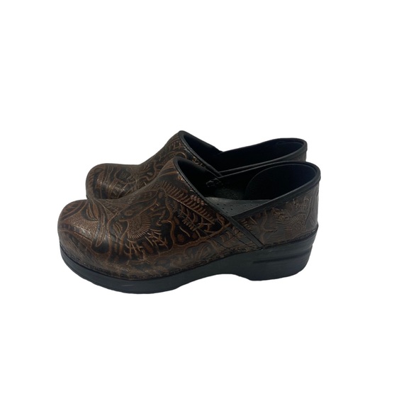 Dansko Womens Size Brown Embossed Leather Comfort Clogs - Picture 3 of 5